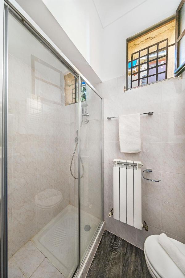 Sanremo Centro 3-6 By Wonderful Italy Apartment Luaran gambar